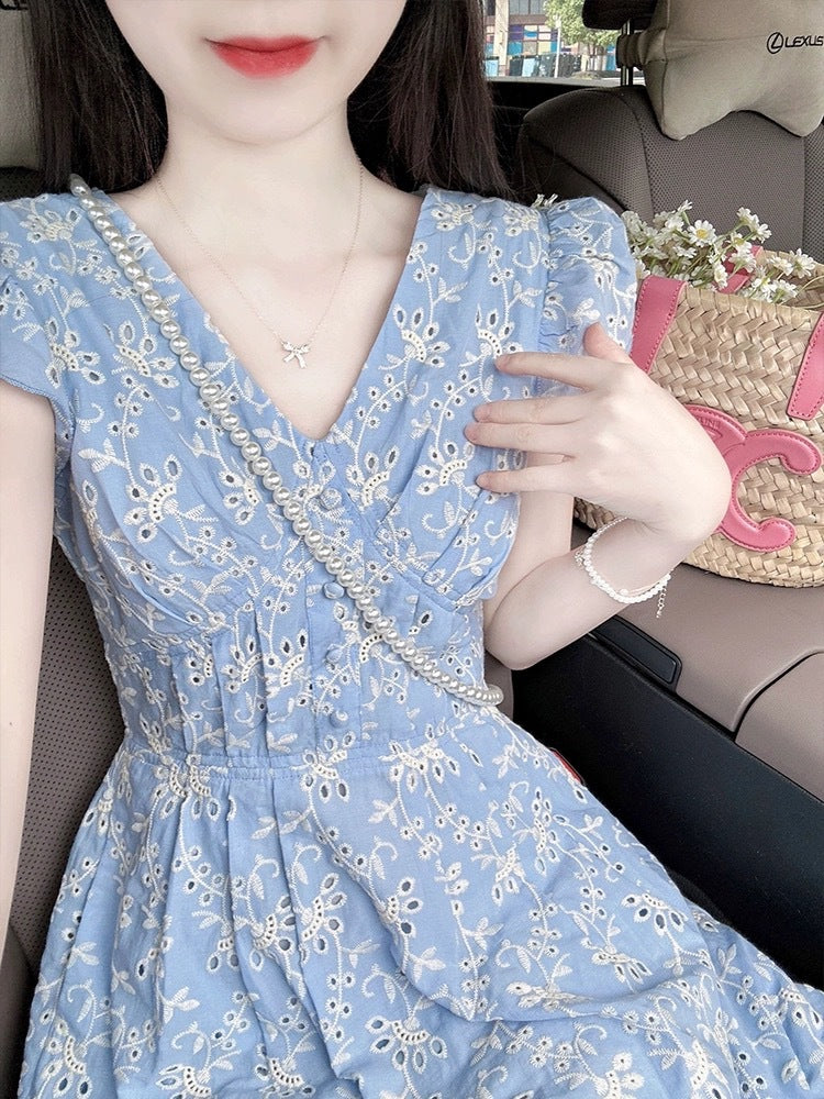French Retro V - Neck Embroidered Dress, Puff - Sleeve Waist - Slimming Maxi Dress (Sizes S - XL)